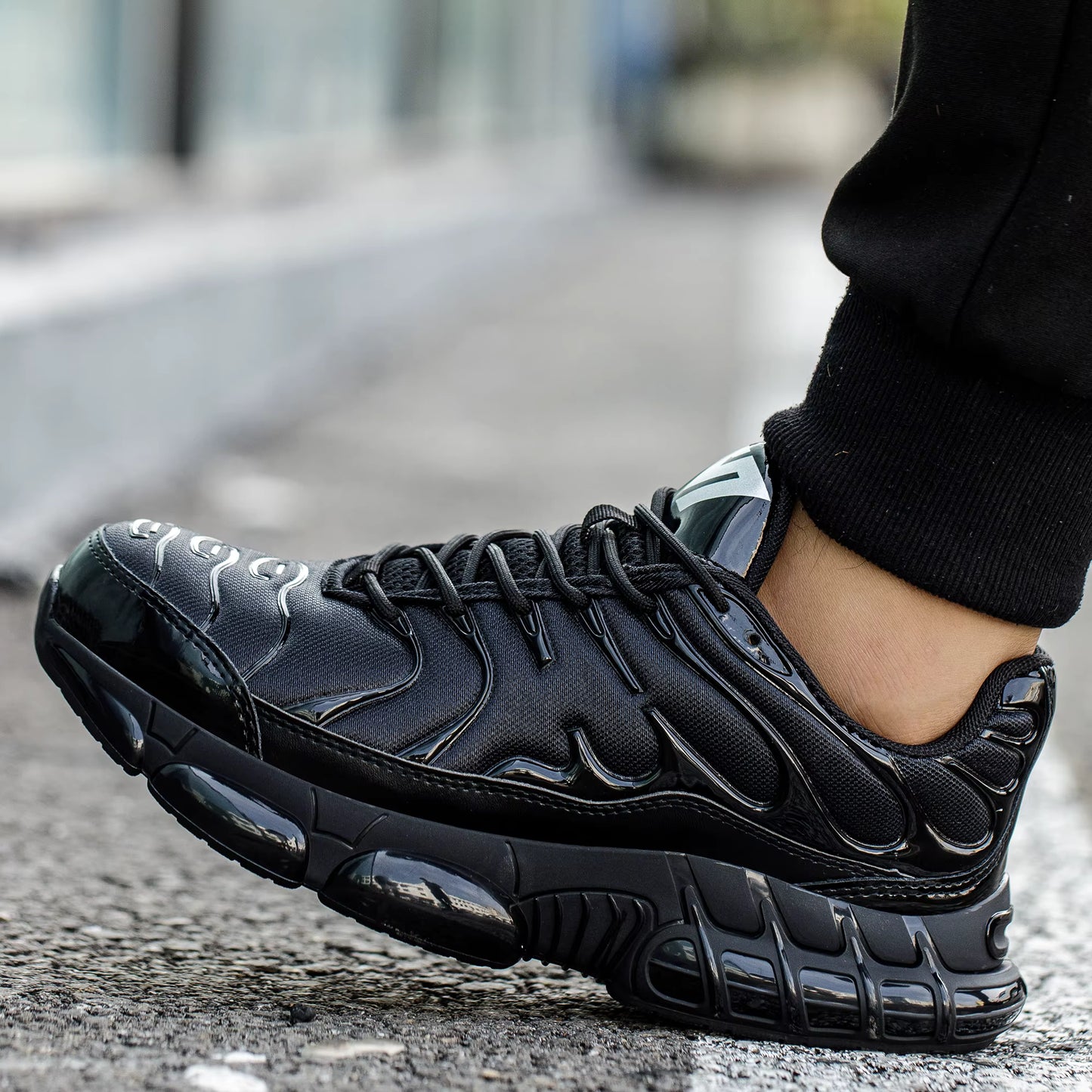 Air TN Plus Safety Sneakers - Stylish Protection Meets All-Day Comfort